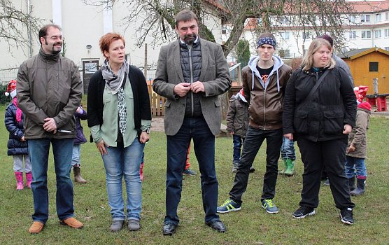 Zum 60. Spielger&auml;te und eine Torte (Foto: Karl-Heinz Herrmann)