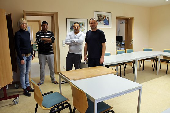 VHS zieht um (Foto: Karl-Heinz Herrmann) VHS zieht um (Foto: Karl-Heinz Herrmann)