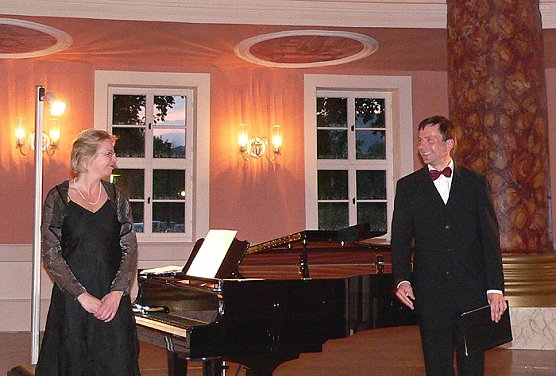 Wenke Messmer und Jörn Dopfer (Foto: Albert Pöllath) Wenke Messmer und Jörn Dopfer (Foto: Albert Pöllath)