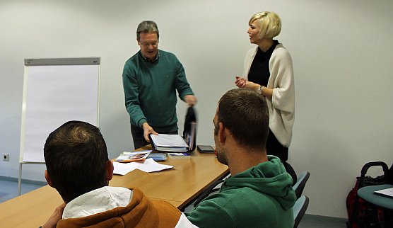 Spracherwerb an der VHS (Foto: Karl-Heinz Herrmann)