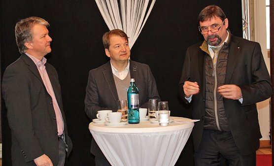 Vorbereitung auf Anatevka laufen (Foto: Karl-Heinz Herrmann) Vorbereitung auf Anatevka laufen (Foto: Karl-Heinz Herrmann)