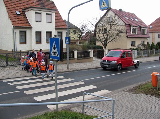 Verkehrssicherheitstag in der Kita Gänseblümchen (Foto: Bernd Müller) Verkehrssicherheitstag in der Kita Gänseblümchen (Foto: Bernd Müller)