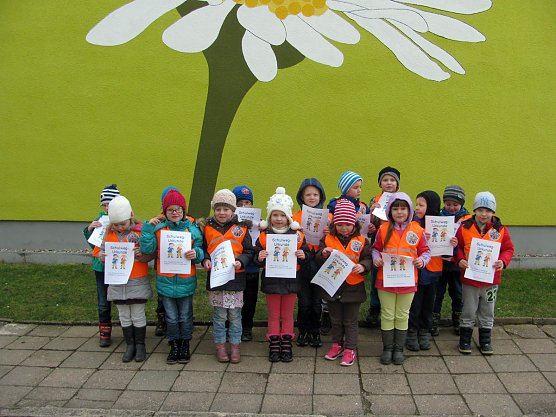 Verkehrssicherheitstag in der Kita Gänseblümchen (Foto: Bernd Müller) Verkehrssicherheitstag in der Kita Gänseblümchen (Foto: Bernd Müller)