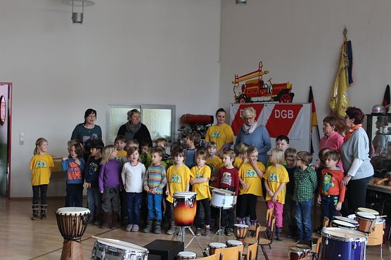 W&auml;nde wackelten bei der Feuerwehr (Foto: Karl-Heinz Herrmann)