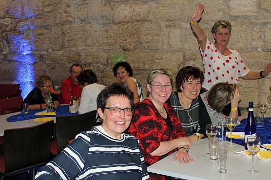 Stimmung im Achteckhaus (Foto: Karl-Heinz Herrmann)