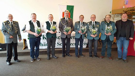 Kyffhäuserkreis würdigt Ehrenamt (Foto: Landratsamt Kyffhäuserkreis) Kyffhäuserkreis würdigt Ehrenamt (Foto: Landratsamt Kyffhäuserkreis)