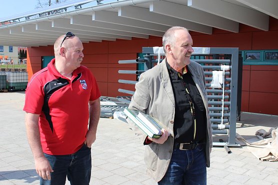 Massenandrang im Kurpark Bad Frankenhausen (Foto: Karl-Heinz Herrmann) Massenandrang im Kurpark Bad Frankenhausen (Foto: Karl-Heinz Herrmann)