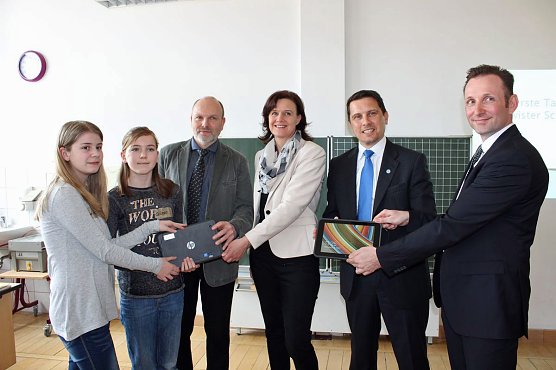 Digitale Welt im Klassenzimmer (Foto: Karl-Heinz Herrmann)
