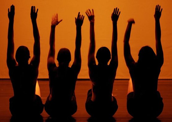 Tanzen unterm Dach (Foto: Kühn) Tanzen unterm Dach (Foto: Kühn)