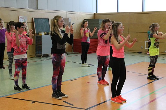 Ein gro&szlig;artiges Schulfest (Foto: Karl-Heinz Herrmann)