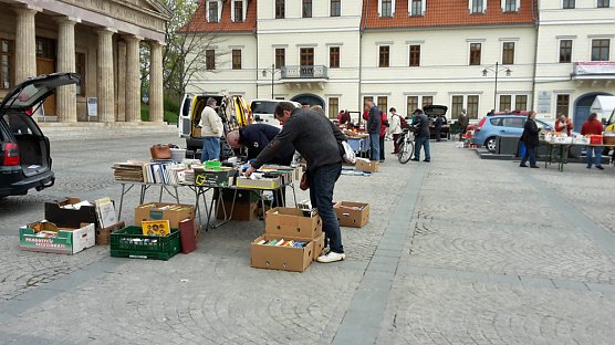 Welttag des Buches in Sondershausen (Foto: Karl-Heinz Herrmann) Welttag des Buches in Sondershausen (Foto: Karl-Heinz Herrmann)