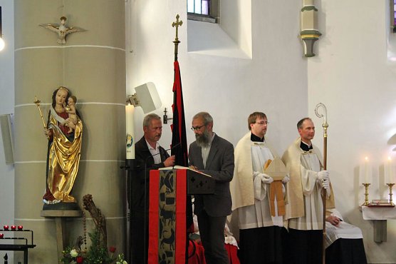 Weihbischof zur Firmung 2016 in Sondershausen (Foto: Karl-Heinz Herrmann)