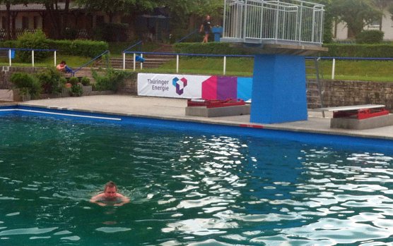 Schwimmbadsaison in Ebeleben eröffnet (Foto: Privat) Schwimmbadsaison in Ebeleben eröffnet (Foto: Privat)