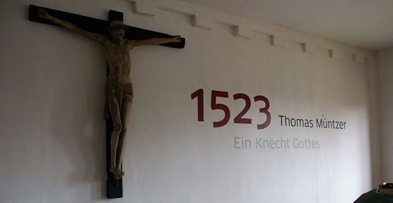 Blick in die neugestaltete Müntzer-Ausstellung auf Burg & Schloss Allstedt. (Foto: Jochen Miche) Blick in die neugestaltete Müntzer-Ausstellung auf Burg & Schloss Allstedt. (Foto: Jochen Miche)