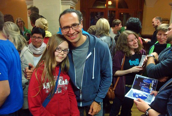 Humorvolle und kritische Songtexte erklingen in der Unterkirche (Foto: Zimmer/M&ouml;bius)