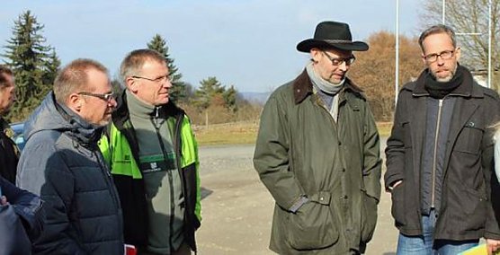 Es geht um die Nutzung des Waldes (Foto: Karl-Heinz Herrmann) Es geht um die Nutzung des Waldes (Foto: Karl-Heinz Herrmann)