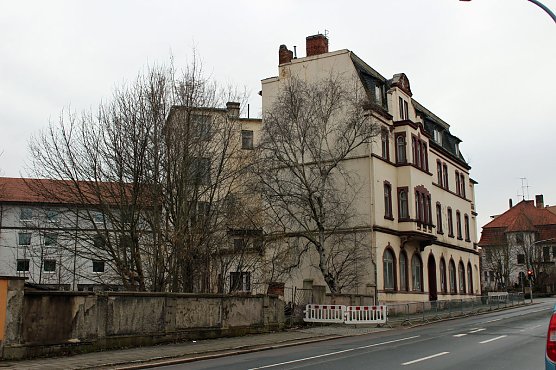 Nun soll es wohl doch abgerissen werden! (Foto: Karl-Heinz Herrmann) Nun soll es wohl doch abgerissen werden! (Foto: Karl-Heinz Herrmann)
