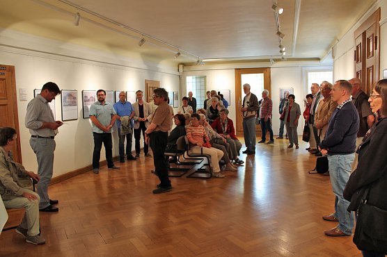 Rathaus vor der Sanierung (Foto: Karl-Heinz Herrmann) Rathaus vor der Sanierung (Foto: Karl-Heinz Herrmann)