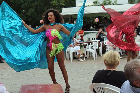 Samba in Bad Frankenhausen (Foto: Karl-Heinz Herrmann) Samba in Bad Frankenhausen (Foto: Karl-Heinz Herrmann)
