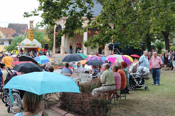 Samba in Bad Frankenhausen (Foto: Karl-Heinz Herrmann) Samba in Bad Frankenhausen (Foto: Karl-Heinz Herrmann)