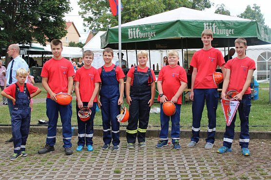 Ganz im Zeichen der Jugendfeuerwehr (Foto: Karl-Heinz Herrmann) Ganz im Zeichen der Jugendfeuerwehr (Foto: Karl-Heinz Herrmann)