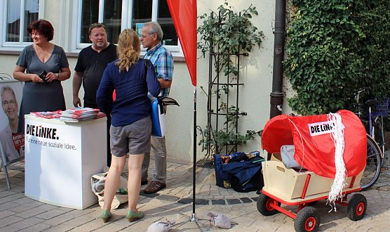 An Weltfriedenstag erinnert (Foto: Karl-Heinz Herrmann)