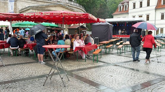 Kein Gl&uuml;ck am letzten Weinfesttag (Foto: Karl-Heinz Herrmann)