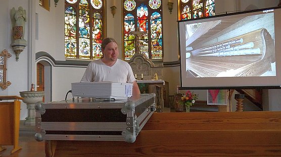 Orgelsternfahrt nach Kleinfurra (Foto: Jürgen Kieper) Orgelsternfahrt nach Kleinfurra (Foto: Jürgen Kieper)