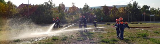 Auf dem Possen und im Gewerbegebiet (Foto: FFW SDH-Mitte) Auf dem Possen und im Gewerbegebiet (Foto: FFW SDH-Mitte)