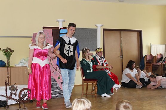 Vorlesen, Tanz und Theater (Foto: Karl-Heinz Herrmann)