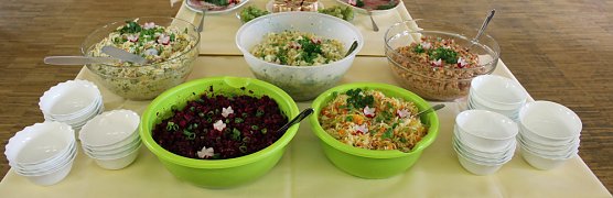 International gefrühstückt (Foto: Karl-Heinz Herrmann) International gefrühstückt (Foto: Karl-Heinz Herrmann)