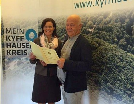 Kohle für die Retter (Foto: Landratsamt Kyffhäuserkreis) Kohle für die Retter (Foto: Landratsamt Kyffhäuserkreis)