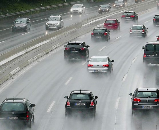 Vorsicht bei Sturm und Starkregen (Foto: ADAC)