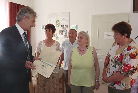 Lottomittel f&uuml;r Volkssolidarit&auml;t Artern (Foto: Karl-Heinz Herrmann)