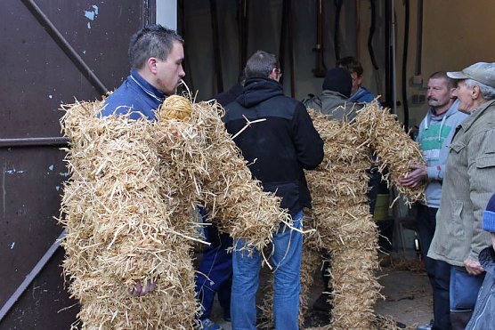 Eine Tradition wird weitergegeben (Foto: Karl-Heinz Herrmann)