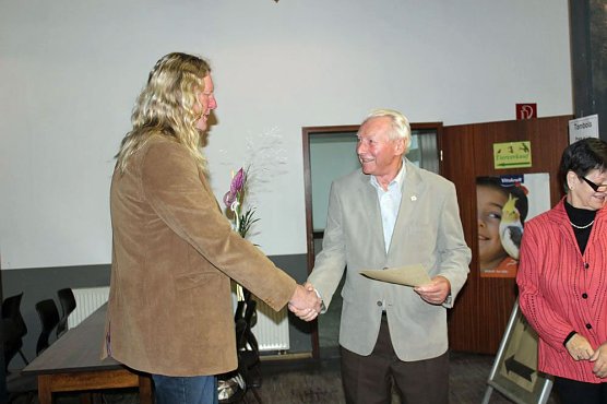 Viele exotische Vögel zu sehen (Foto: Karl-Heinz Herrmann) Viele exotische Vögel zu sehen (Foto: Karl-Heinz Herrmann)