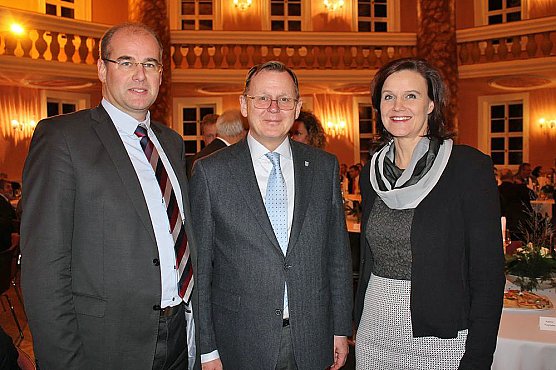 WAGO-Stiftung würdigt hervorragende Prüfungsergebnisse (Foto: Karl-Heinz Herrmann) WAGO-Stiftung würdigt hervorragende Prüfungsergebnisse (Foto: Karl-Heinz Herrmann)