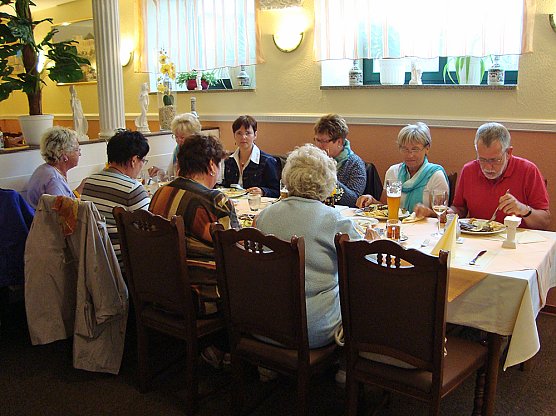 Wieder kulinarischer Rundgang (Foto: Stadt Sondershausen) Wieder kulinarischer Rundgang (Foto: Stadt Sondershausen)