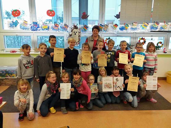 In Artern und Donndorf vorgelesen (Foto: Wahlkreisbüro Holbe) In Artern und Donndorf vorgelesen (Foto: Wahlkreisbüro Holbe)