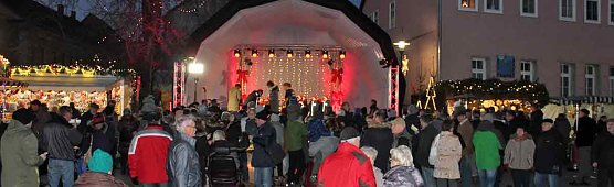Weihnachtsmarkt Bad Frankenhausen er&ouml;ffnet (Foto: Karl-Heinz Herrmann)