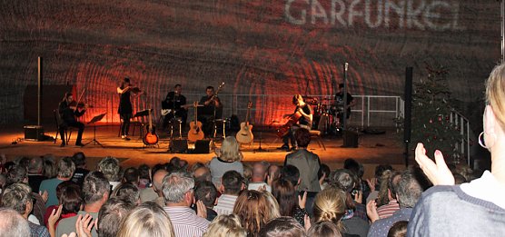 Musik der 60er und 70er Jahre begeisterte (Foto: Karl-Heinz Herrmann) Musik der 60er und 70er Jahre begeisterte (Foto: Karl-Heinz Herrmann)