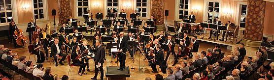 Beschwingt ins neue Jahr (Foto: Karl-Heinz Herrmann)