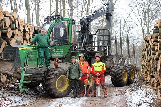 Holzernte in Seega (Foto: Karl-Heinz Herrmann)