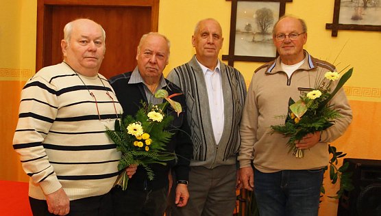 Alterskameraden w&auml;hlen neuen Vorstand (Foto: G&uuml;nter Herting)
