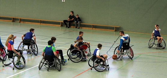 Inklusionstag am Scholl-Gymnasium (Foto: Karl-Heinz Herrmann) Inklusionstag am Scholl-Gymnasium (Foto: Karl-Heinz Herrmann)