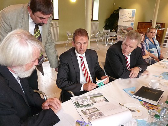 Althaus in der Landesmusikakademie (Foto: Karl-Heinz Herrmann)