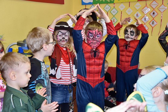 Neues aus der "Flohkiste" in Schernberg (Foto: Erzieher Flohkiste)