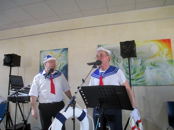 Mit Sir Henri auf Seefahrt (Foto: Ina R&ouml;mer)