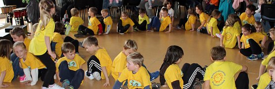 Hurra, wir fahren nach Berlin! (Foto: Karl-Heinz Herrmann) Hurra, wir fahren nach Berlin! (Foto: Karl-Heinz Herrmann)