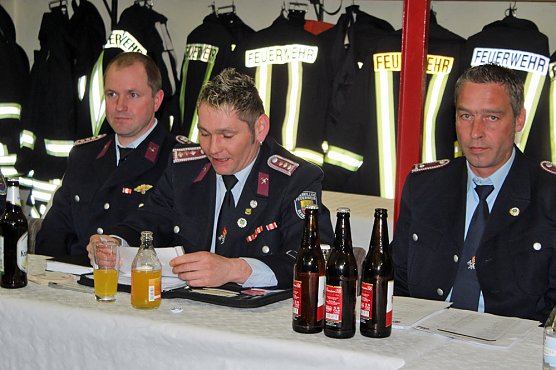 Jahreshauptversammlung bei der FFW Berka (Foto: Karl-Heinz Herrmann) Jahreshauptversammlung bei der FFW Berka (Foto: Karl-Heinz Herrmann)